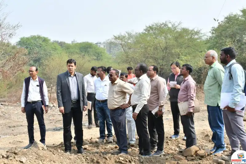 व्हेटरनरी कॉलेजपासून रविनगर चौकाला जोडणारा नवा रस्ता व्हेटरनरी कॉलेजपासून रविनगर चौकाला जोडणारा नवा रस्ता