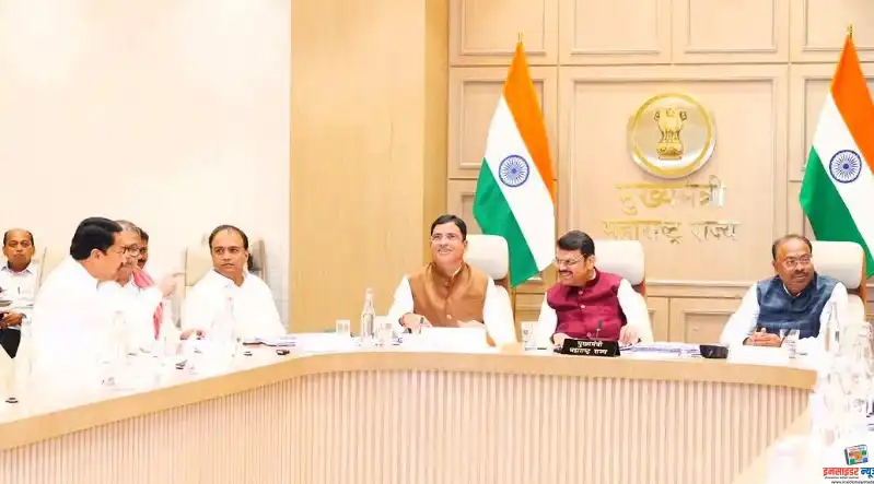 राज्यस्तरीय बैठकीत भंडाऱ्याची २६४ कोटींची अतिरिक्त मागणी राज्यस्तरीय बैठकीत भंडाऱ्याची २६४ कोटींची अतिरिक्त मागणी