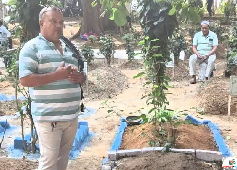 कामठी तालुक्यात शब ए बारात पर्व साजरा कामठी तालुक्यात शब ए बारात पर्व साजरा