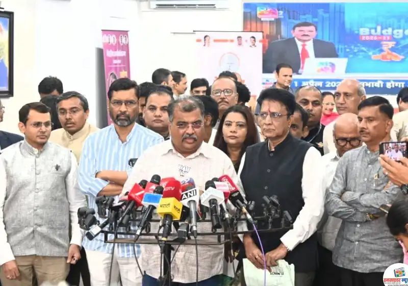 आत्मनिर्भर आणि विकसित भारताच्या मार्गावर नेणारा ऐतिहासिक अर्थसंकल्प आत्मनिर्भर आणि विकसित भारताच्या मार्गावर नेणारा ऐतिहासिक अर्थसंकल्प