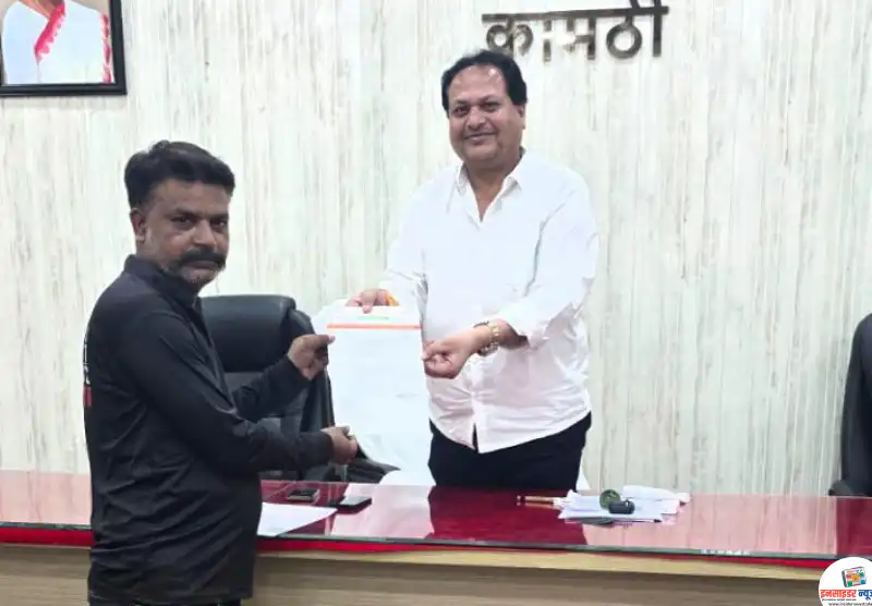 घरपट्टी आणि पाणीपट्टीवरील व्याजात कपातीची मागणी – कामराण जाफरी घरपट्टी आणि पाणीपट्टीवरील व्याजात कपातीची मागणी – कामराण जाफरी