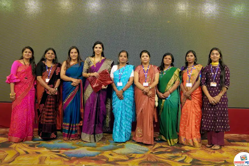 महिलांच्या प्रगतीचा उत्सव: रनाळा इथे महिला दिन जल्लोषात महिलांच्या प्रगतीचा उत्सव: रनाळा इथे महिला दिन जल्लोषात
