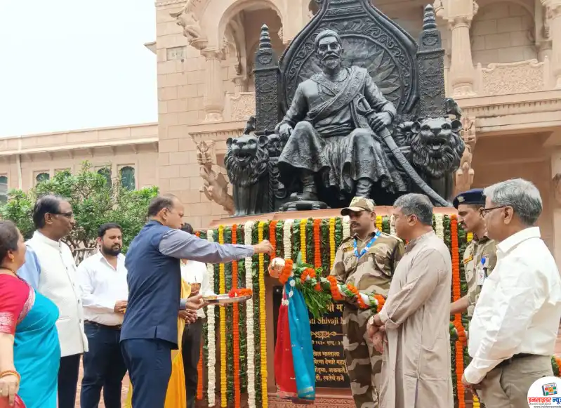 महाराष्ट्र सदनात गुढी पाडवा उत्साहात साजरा महाराष्ट्र सदनात गुढी पाडवा उत्साहात साजरा