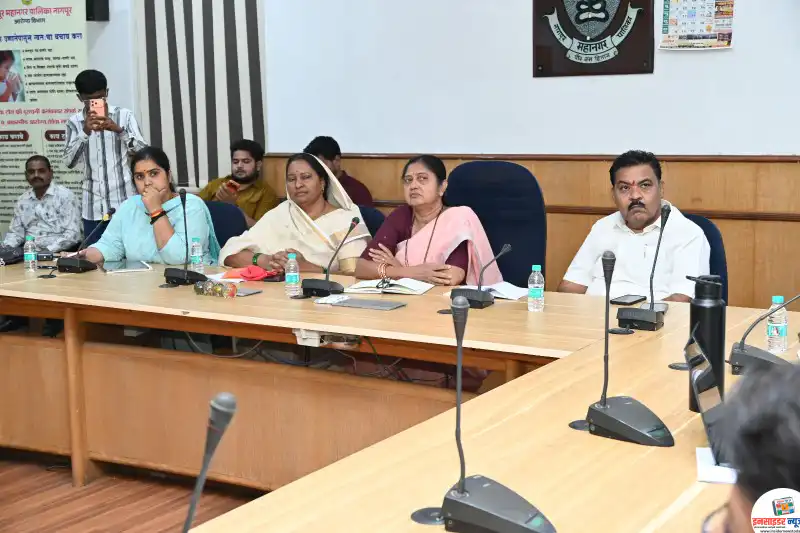 शहर स्वच्छतेसाठी एनजीओनी सहकार्य करावे शहर स्वच्छतेसाठी एनजीओनी सहकार्य करावे
