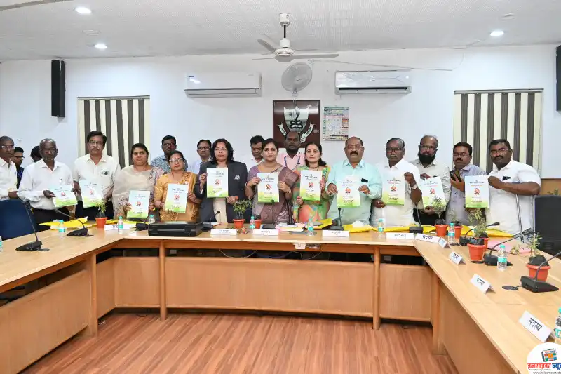शहर बस वाहतूक बळकट करण्यावर भर शहर बस वाहतूक बळकट करण्यावर भर