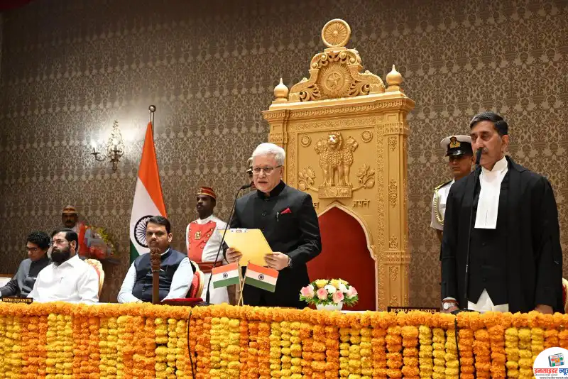 जिष्णू देव वर्मा यांनी घेतली राज्यपालपदाची शपथ जिष्णू देव वर्मा यांनी घेतली राज्यपालपदाची शपथ