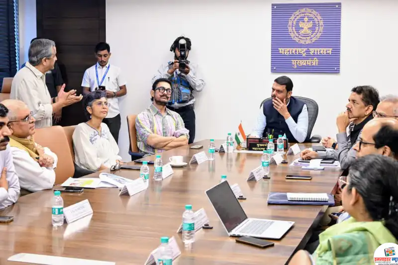 पाणी फाउंडेशनच्या सहकार्याने पाणीदार महाराष्ट्राचा संकल्प – मुख्यमंत्री देवेंद्र फडणवीस पाणी फाउंडेशनच्या सहकार्याने पाणीदार महाराष्ट्राचा संकल्प – मुख्यमंत्री देवेंद्र फडणवीस