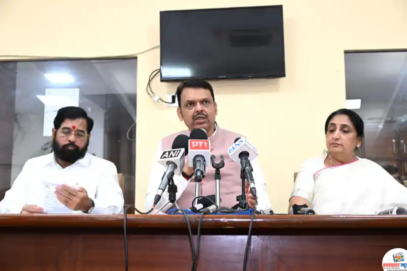 पात्र शेतकऱ्यांना दोन लाखापर्यंत कर्जमाफी; पुण्यश्लोक अहिल्यादेवी होळकर शेतकरी कर्जमाफी योजना जाहीर विकसित महाराष्ट्र 2047 च्या ध्येयावर आधारित 2026-27 चा अर्थसंकल्प – मुख्यमंत्री देवेंद्र फडणवीस पात्र शेतकऱ्यांना दोन लाखापर्यंत कर्जमाफी; पुण्यश्लोक अहिल्यादेवी होळकर शेतकरी कर्जमाफी योजना जाहीर विकसित महाराष्ट्र 2047 च्या ध्येयावर आधारित 2026-27 चा अर्थसंकल्प – मुख्यमंत्री देवेंद्र फडणवीस
