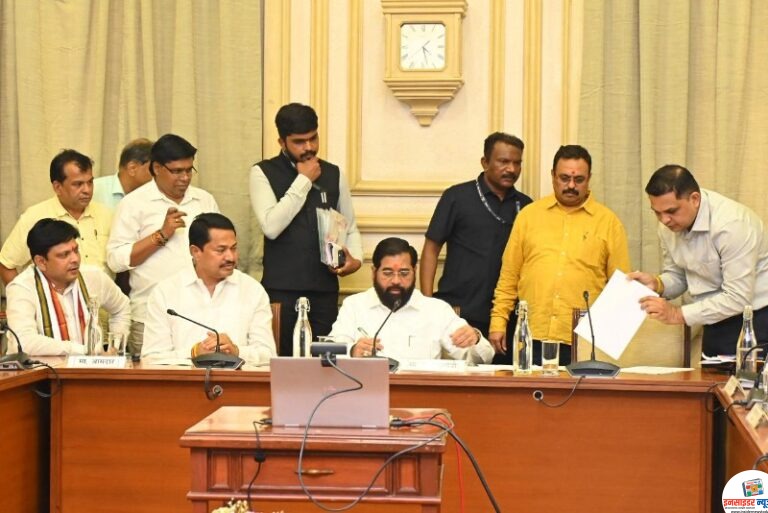 भंडारा-गोंदिया जिल्ह्याच्या विकासासाठी उपमुख्यमंत्री एकनाथ शिंदे यांच्या उपस्थितीत सह्याद्री अतिथीगृहात महत्त्वपूर्ण बैठक