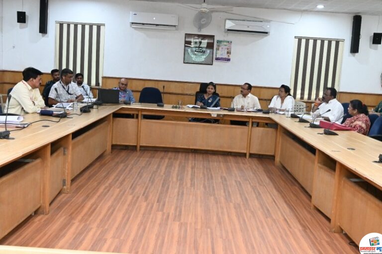 कर संकलना बाबत 100 दिवसांचा कृती आराखडा तयार करा