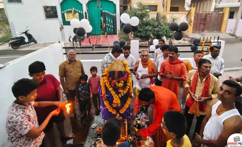 कांद्री येथे शनिदेव जयंती जल्लोषात साजरी कांद्री येथे शनिदेव जयंती जल्लोषात साजरी