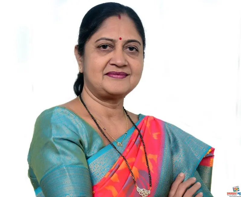 पंतप्रधानांच्या आवाहनाला नागपुरात प्रतिसाद,मनपा पदाधिकारी, कर्मचाऱ्यांचा आठवड्यातून एक दिवस ‘बस-मेट्रो’ प्रवास! पंतप्रधानांच्या आवाहनाला नागपुरात प्रतिसाद,मनपा पदाधिकारी, कर्मचाऱ्यांचा आठवड्यातून एक दिवस ‘बस-मेट्रो’ प्रवास!