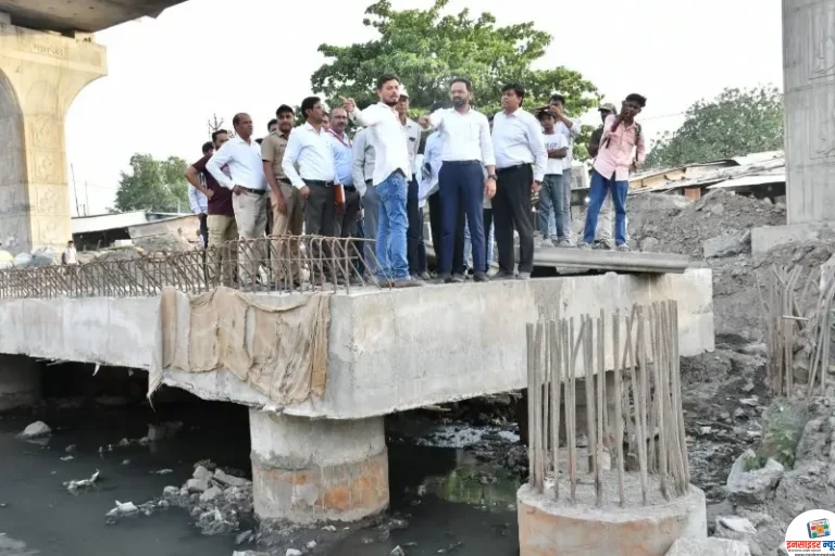 मोतीबाग येथील नाल्याची मनपा आयुक्तांकडून पाहणी
