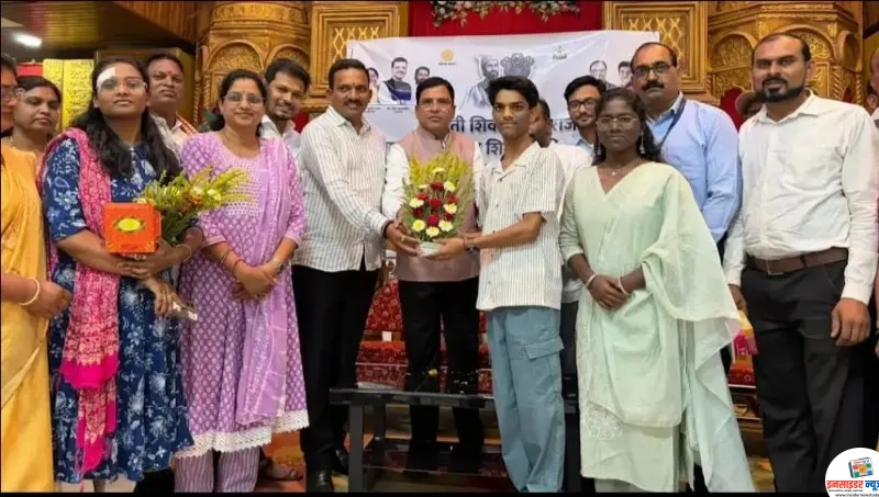 राज्यमंत्र्यांनी जयस्वाल यांनी केले वंश सांगोळेचे कौतुक राज्यमंत्र्यांनी जयस्वाल यांनी केले वंश सांगोळेचे कौतुक