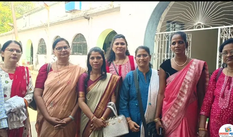 भंडारा जिल्हा रुग्णालयात संतापजनक प्रकार; रक्ताच्या शोधात असलेल्या वृद्धेचा विनयभंगाचा प्रयत्न भंडारा जिल्हा रुग्णालयात संतापजनक प्रकार; रक्ताच्या शोधात असलेल्या वृद्धेचा विनयभंगाचा प्रयत्न