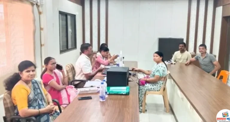 नगर परिषद कार्यालय येथे मोफत आयुष्मान कार्ड शिबिराचे आयोजन