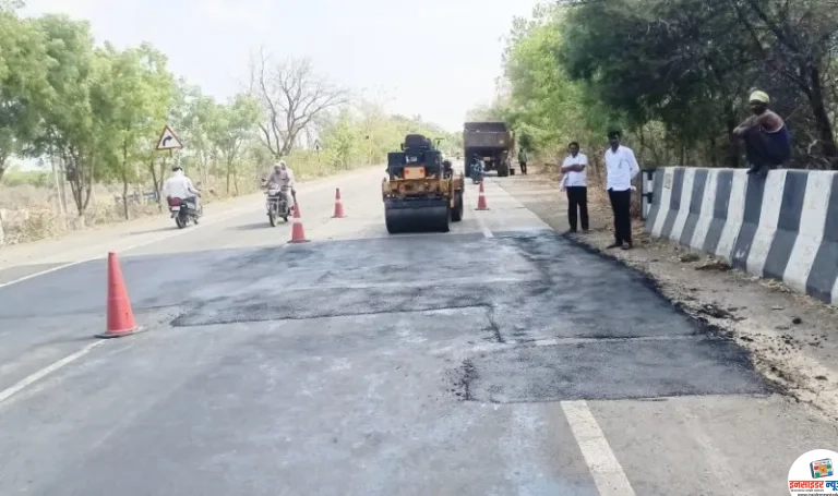 राष्ट्रवादी काँग्रेस पक्षाच्या दणक्याने 2 तासात अपघातग्रस्त रस्त्याची दुरुस्ती ! 