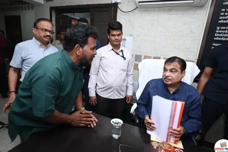 संपूर्ण भारतातील राष्ट्रिय राज्य महामार्गावर दुचाकी वाहनासाठी सर्विस रस्त्यांचा विचार करून विशेष लेन तयार करण्याची मागणी – जनहितैसी इबादुल सिद्दीकी