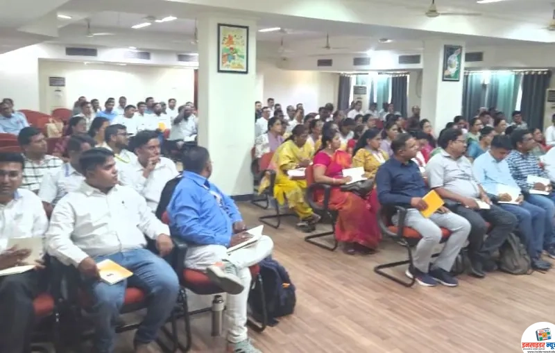 आदिवासी विकास विभाग में पेंशन स्कीमों पर कार्यशाला संपन्न आदिवासी विकास विभाग में पेंशन स्कीमों पर कार्यशाला संपन्न