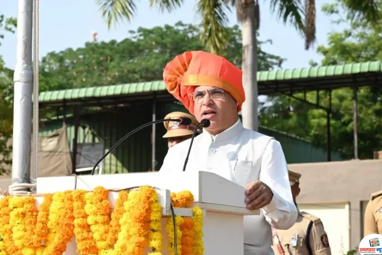 महाराष्ट्र दिनी “समृद्ध गडचिरोली” घडविण्याचा संकल्प विकास, शांतता व हरित जिल्ह्याच्या दिशेने वेगवान वाटचाल – सहपालकमंत्री ॲड. आशिष जयस्वाल