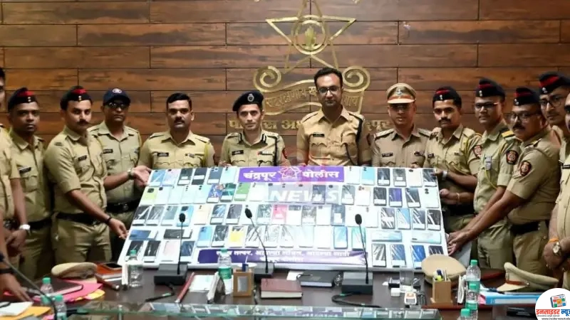 चंद्रपुर पुलिस का ‘ऑपरेशन क्लीन’: नशामुक्ति और सड़क सुरक्षा: ‘स्ट्राँग ड्राइव’,नक्षल समर्थकों पर डिजिटल स्ट्राइक! चंद्रपुर पुलिस का ‘ऑपरेशन क्लीन’: नशामुक्ति और सड़क सुरक्षा: ‘स्ट्राँग ड्राइव’,नक्षल समर्थकों पर डिजिटल स्ट्राइक!