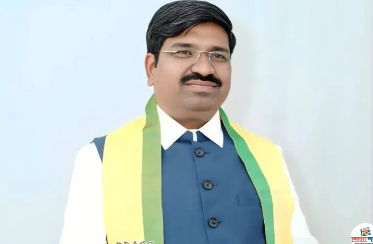 मुकेश अग्रवाल नुसतं आश्वासन देऊन फटाके फोडणारा नेता नव्हे तर खात- रेवराल जि प सर्कल मधील खात व रेवराल येथील रेल्वे फाटका बंद करून उड्डाणपूल तयार करणारा नेता – मुकेश अग्रवाल मित्रपरिवार 