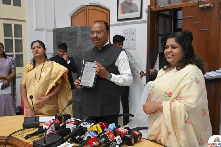 डिजिटल जनगणनेला प्रारंभ; नागरिकांनी स्वयंस्फूर्तीने सहभाग नोंदवावा – पालकमंत्री चंद्रशेखर बावनकुळे
