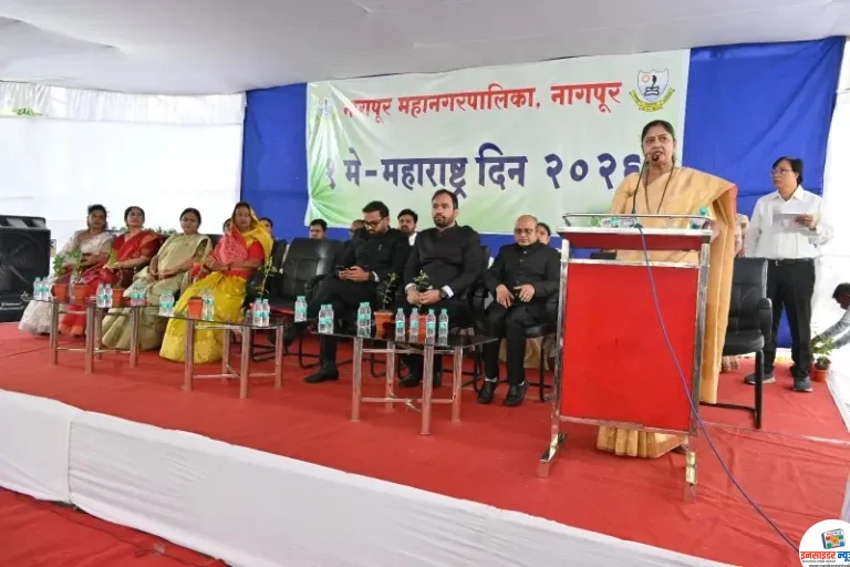 स्वच्छ, सुंदर व हरीत नागपूरसाठी कटिबद्ध राहू या – महापौर निता ठाकरे यांचे महाराष्ट्र दिनाच्या कार्यक्रमात नागरिकांना आवाहन