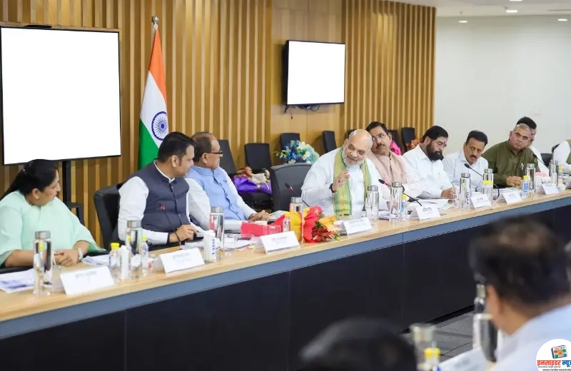 ऊस आणि कांदा उत्पादक शेतकऱ्यांच्या विविध प्रश्नांची केंद्र सरकारकडून दखल – मुख्यमंत्र्यांची माहिती ऊस आणि कांदा उत्पादक शेतकऱ्यांच्या विविध प्रश्नांची केंद्र सरकारकडून दखल – मुख्यमंत्र्यांची माहिती