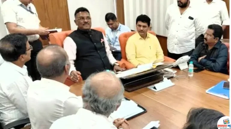 ई-चलन संदर्भातील मागण्यांवर सकारात्मक भूमिका घेऊ – परिवहन मंत्री प्रताप सरनाईक