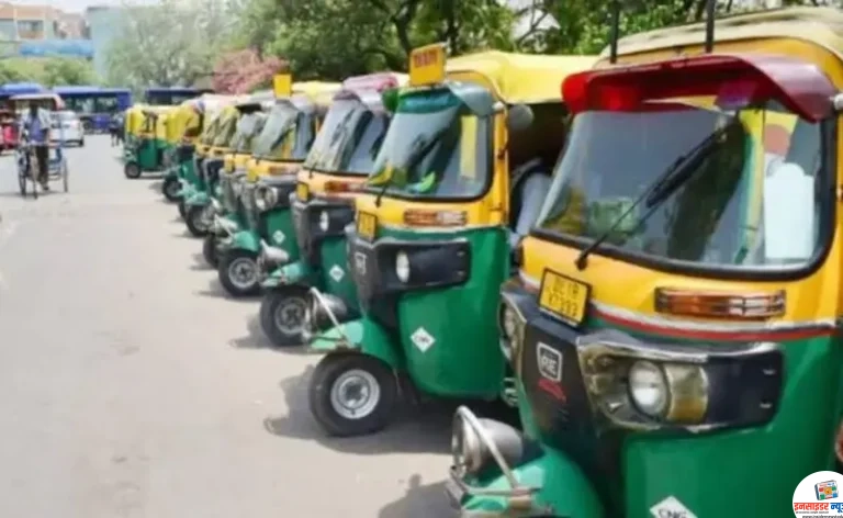 22० ऑटो चालकों पर रोजगार का संकट