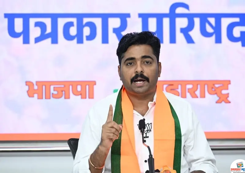पंतप्रधानांना सल्ले देण्यापेक्षा आधी पक्षाच्या इंजिनाची दिशा बघा पंतप्रधानांना सल्ले देण्यापेक्षा आधी पक्षाच्या इंजिनाची दिशा बघा