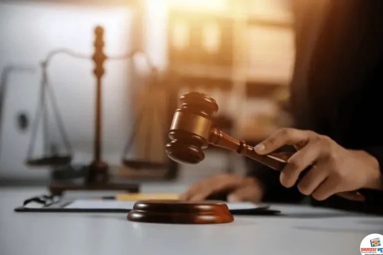 बच्ची को पिता को सौंपने से HC का इनकार