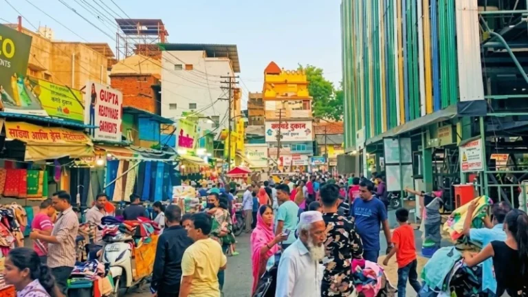 नो हॉकिंग जोन’ बना अवैध बाजार, व्यापारियों का फूटा गुस्सा