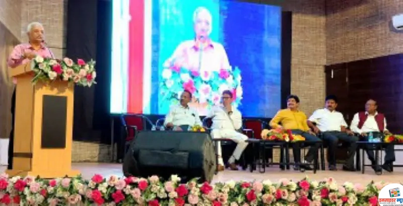 भावनिक प्रज्ञेमुळेच समाज सुदृढ बनतो – डॉ. भूषणकुमार उपाध्याय भावनिक प्रज्ञेमुळेच समाज सुदृढ बनतो – डॉ. भूषणकुमार उपाध्याय