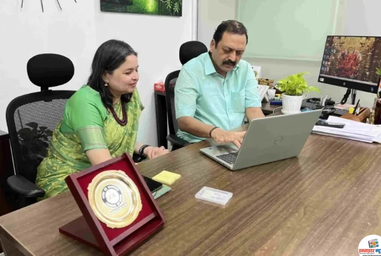 मिलिंद म्हैसकर आणि मनीषा म्हैसकर यांनी केली स्व-गणना