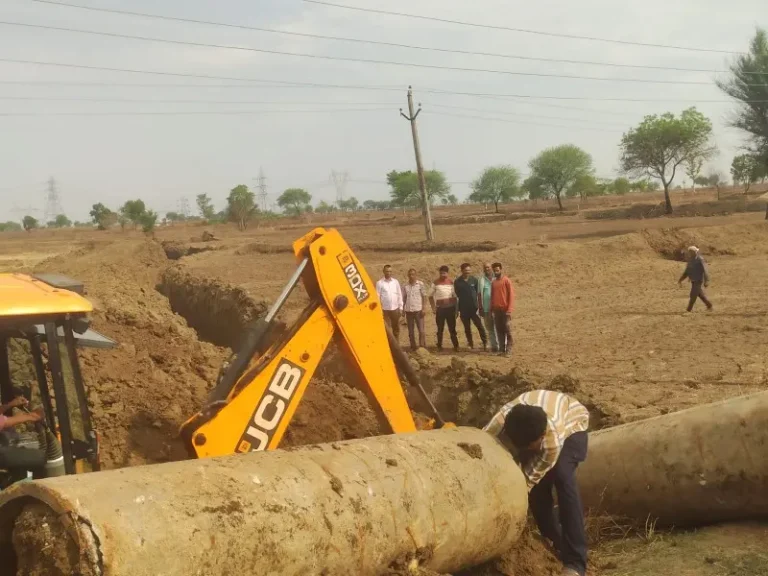 आजनी ग्रामपंचायत लोक विकास कार्यो का आदर्श