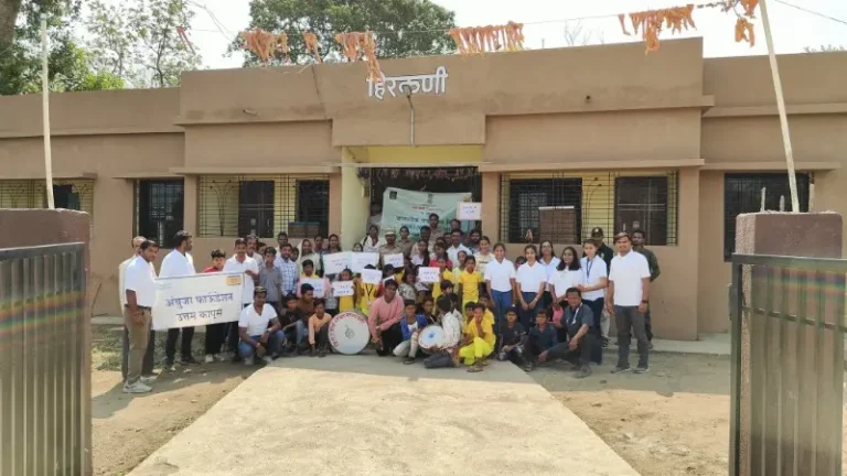 नागलवाडी येथे जागतिक पर्यावरण दिन साजरा, पथक नाट्याचे सादरीकरण, वृक्षदिंडी व वृक्ष लागवड