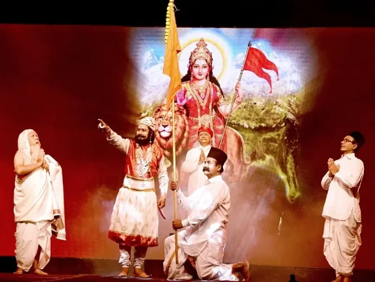 राष्ट्रीय स्वयंसेवक संघाच्या शताब्दी वर्षानिमित्त मुंबईत ‘युगप्रवर्तक डॉ. हेडगेवार’ हिंदी महानाट्याचा भव्य प्रयोग