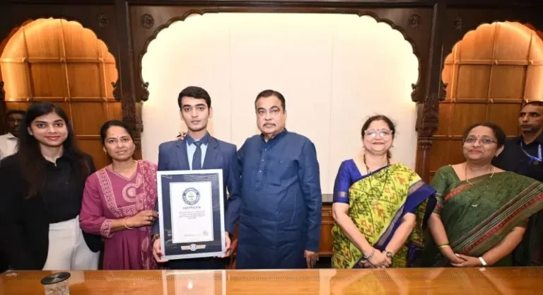 गिनीज वर्ल्ड रेकॉर्डधारक हितेन धारपुरे यांचे केंद्रीयमंत्री गडकरींकडून कौतुक