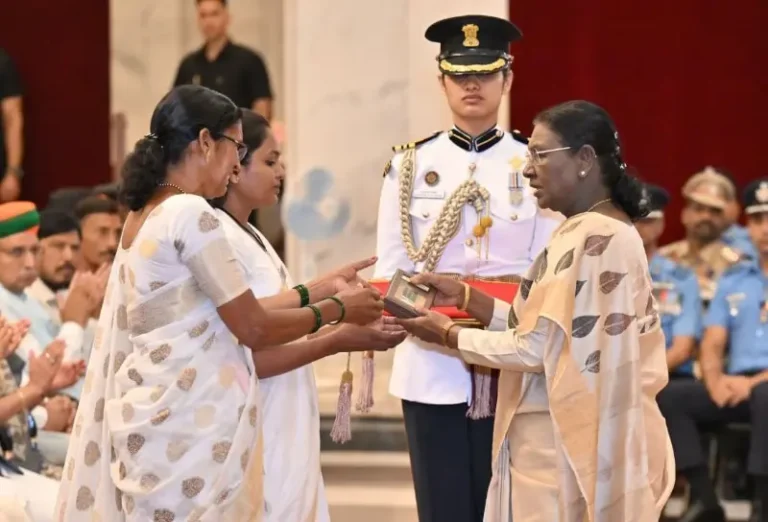 राष्ट्रपतींच्या हस्ते शहीद जवान प्रवीण जंजाळ यांना मरणोत्तर ‘कीर्ती चक्र’ प्रदान