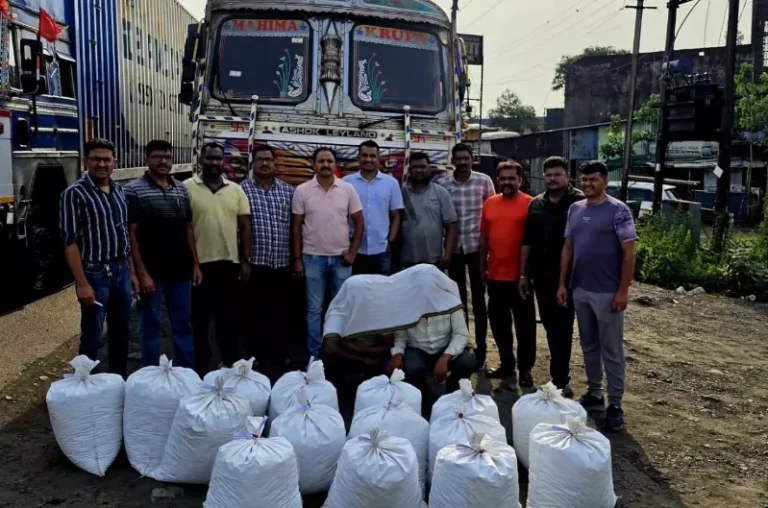 ट्रक रोका तो खुल गया गांजा तस्करी का बड़ा खेल