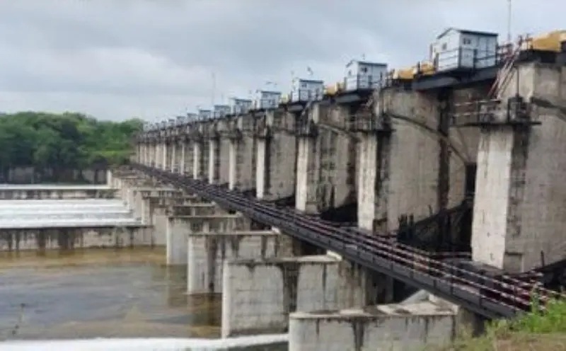 पैनगंगा नदी काठावरील ४४ गावांना ईसापूर धरणाचे पाणी पैनगंगा नदी काठावरील ४४ गावांना ईसापूर धरणाचे पाणी