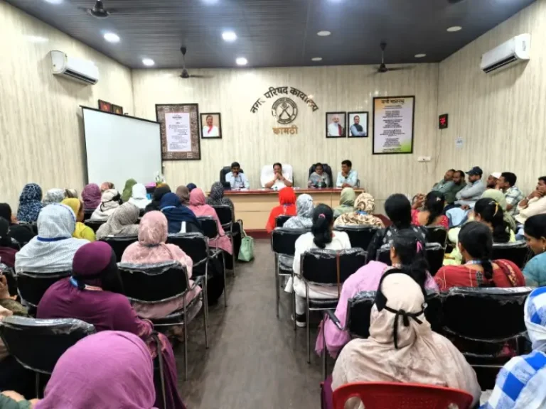 नगराध्यक्ष अजय अग्रवाल यांचा शिक्षण गुणवत्तेवर भर; नगरपरिषदेच्या शाळांसाठी ऐतिहासिक निर्णय