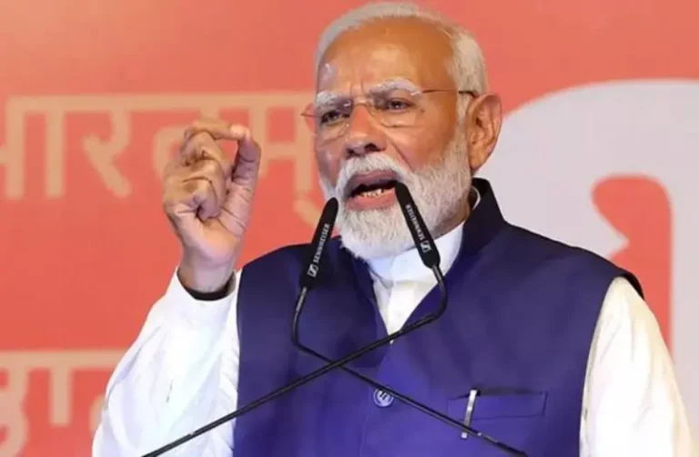 देश में नक्सलवाद आखिरी सांसें गिन रहा है – पीएम मोदी  