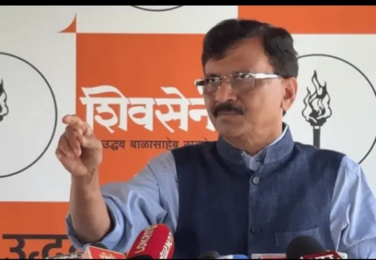 थोडी जरी लाज असेल तर खासदारकीचा राजीनामा द्या; संजय राऊत यांचा घणाघात