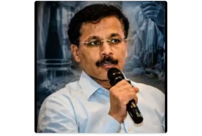 तुकाराम मुंढेंनी जारी केला हेल्पलाइन नंबर आणि ई-मेल,भेसळखोरांवर मुंढेंचा दणका; ६ दिवसांत २०३ छापे, १०२ अटक