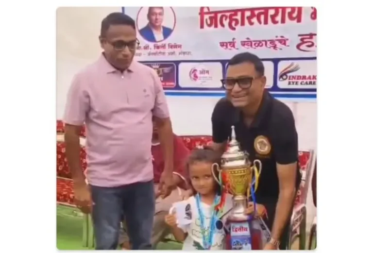 नदीच्या पात्रात सराव अन् जिल्हा स्पर्धेत यश! ३ वर्षांच्या विभूधा बारसेने पटकावला दुसरा क्रमांक