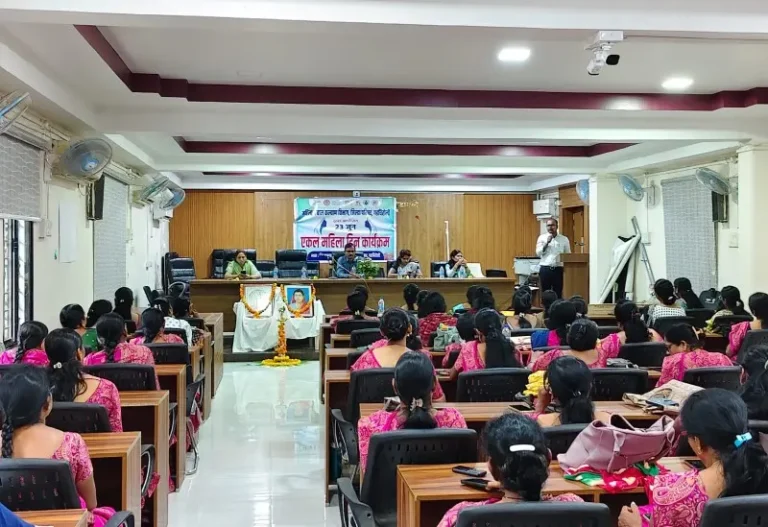 जिल्हा परिषदेत ‘एकल महिला दिन’ उत्साहात; सक्षमीकरणासाठी विविध योजनांची माहिती