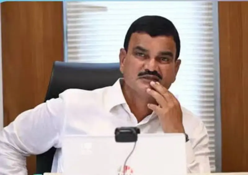 अकोला पीक विमा प्रकरणाचा तपासणी अहवाल सादर करा – कृषीमंत्री दत्तात्रय भरणे अकोला पीक विमा प्रकरणाचा तपासणी अहवाल सादर करा – कृषीमंत्री दत्तात्रय भरणे